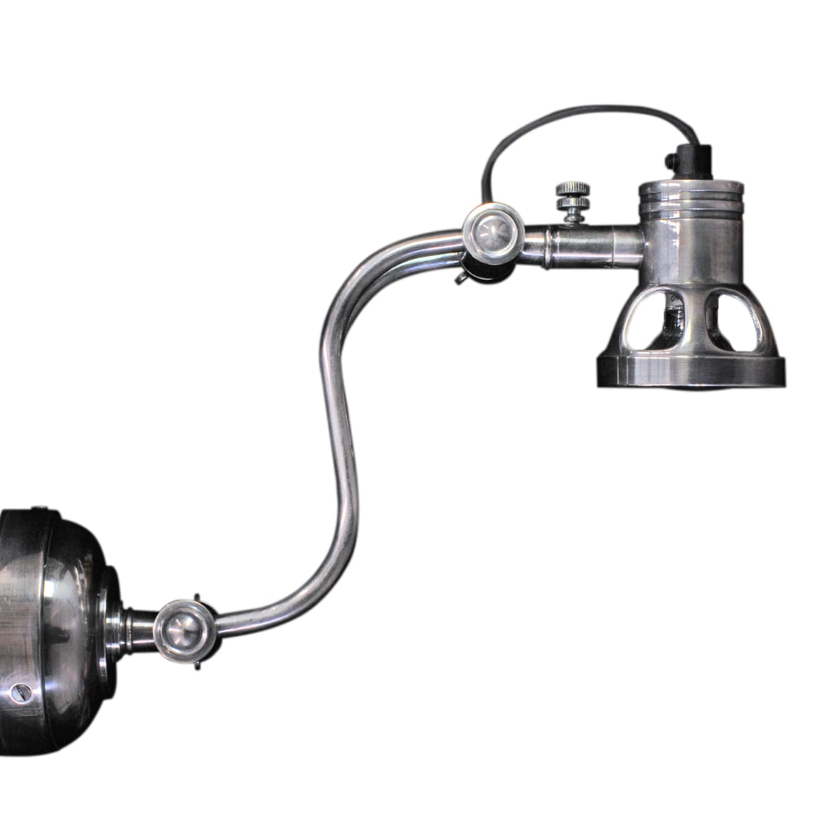 Arbotante pantalla perforada